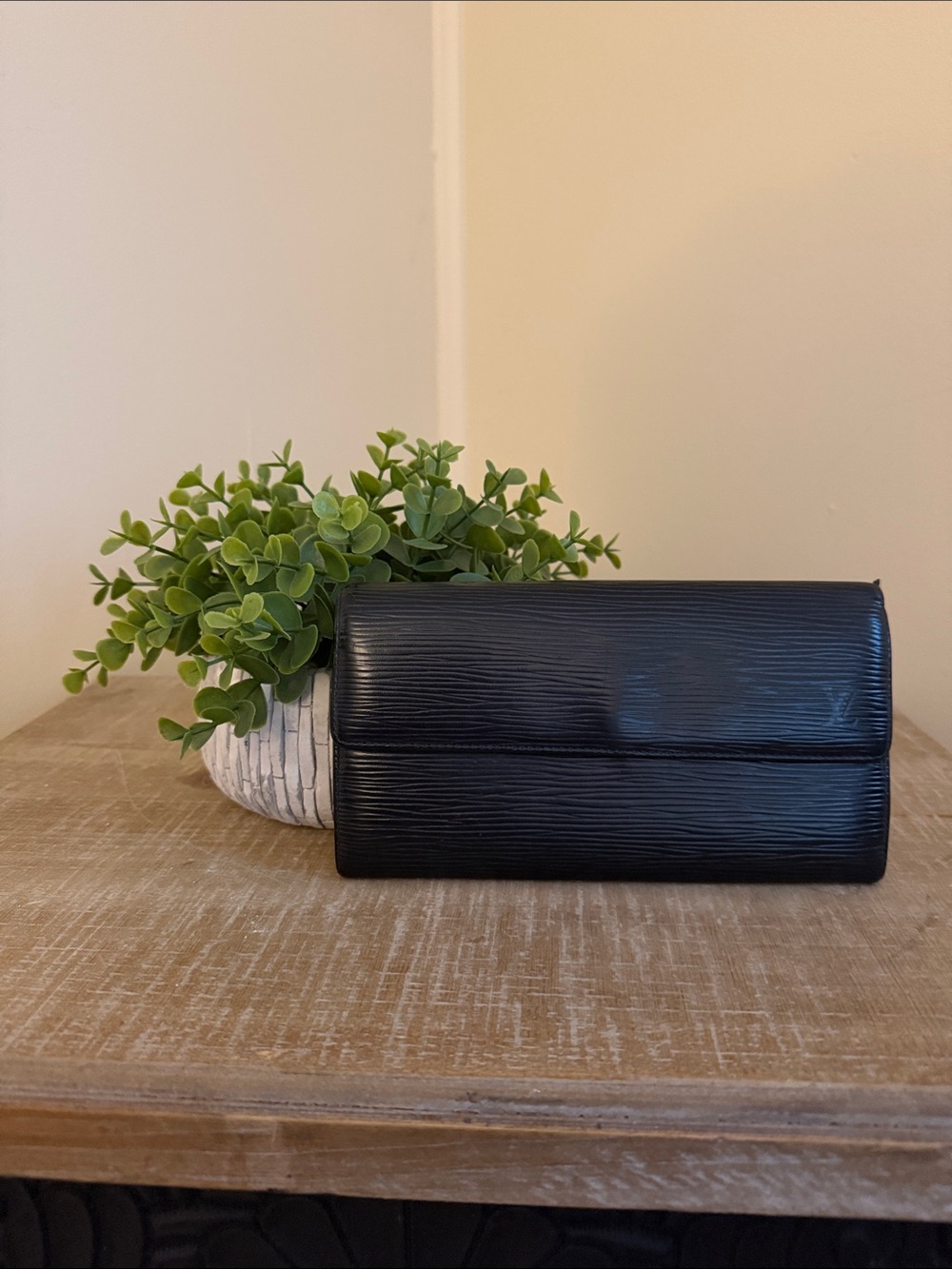 Louis Vuitton Black Epi leather Sarah Wallet
